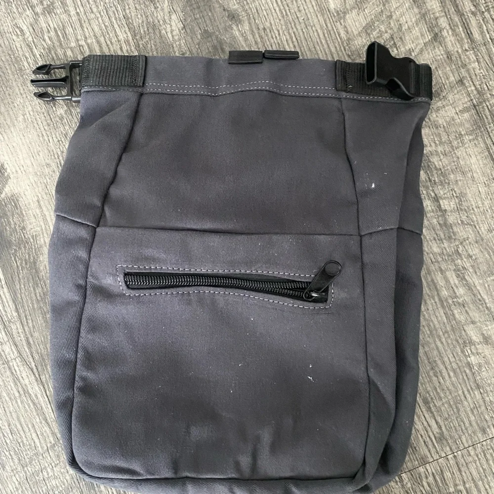 Rúngne Chalk Bucket - Picture 2 of 2